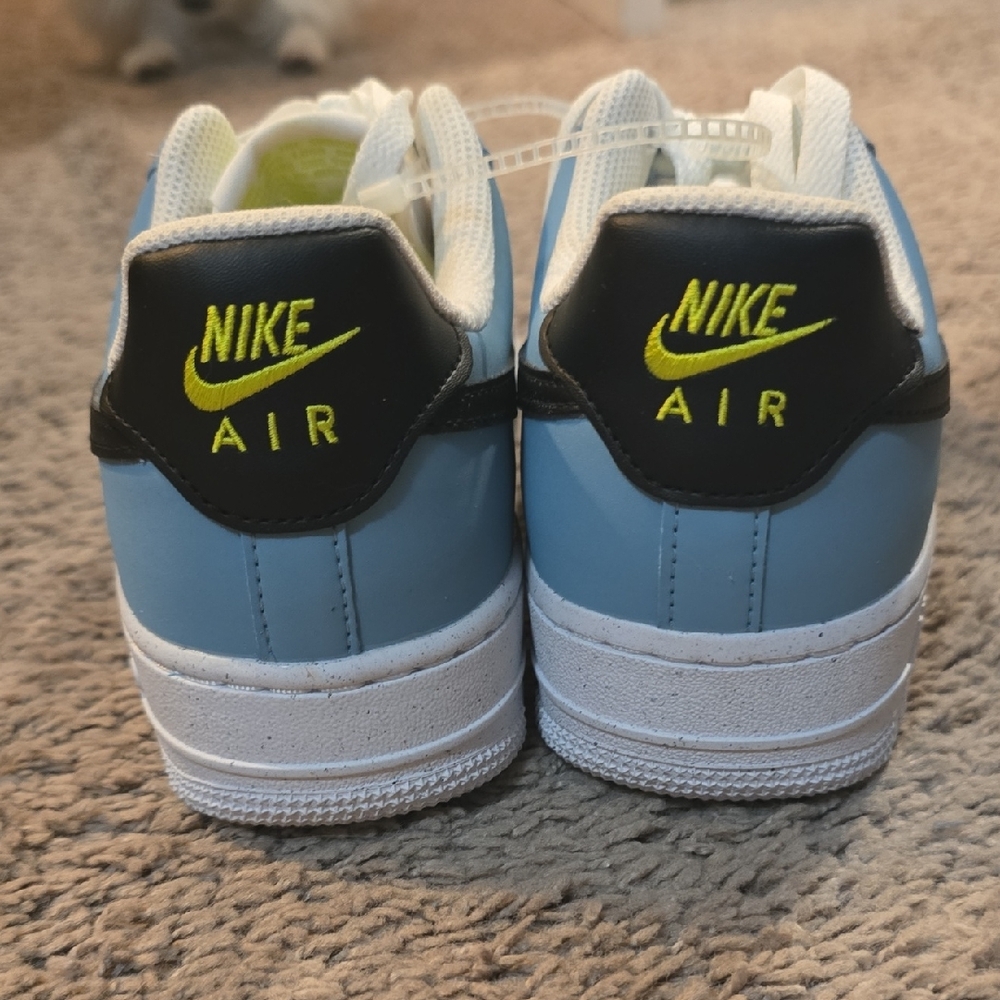 New Womens Nike Air Force 1 Light Blue and White Sneakers New W/O Tag - Picture 4 of 5